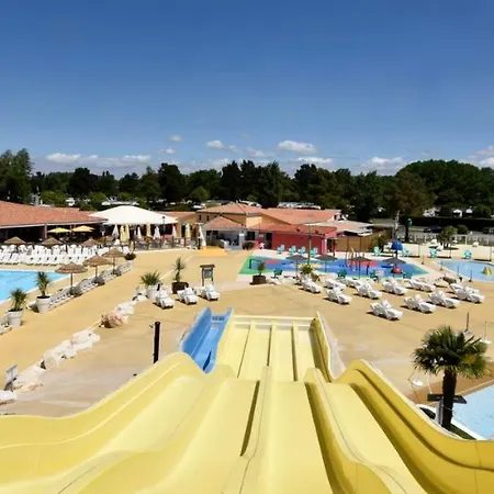 Mobile Home 64750 Tybreizh Holidays At Les Charmettes 4 Star Without Fun Pass * Les Mathes